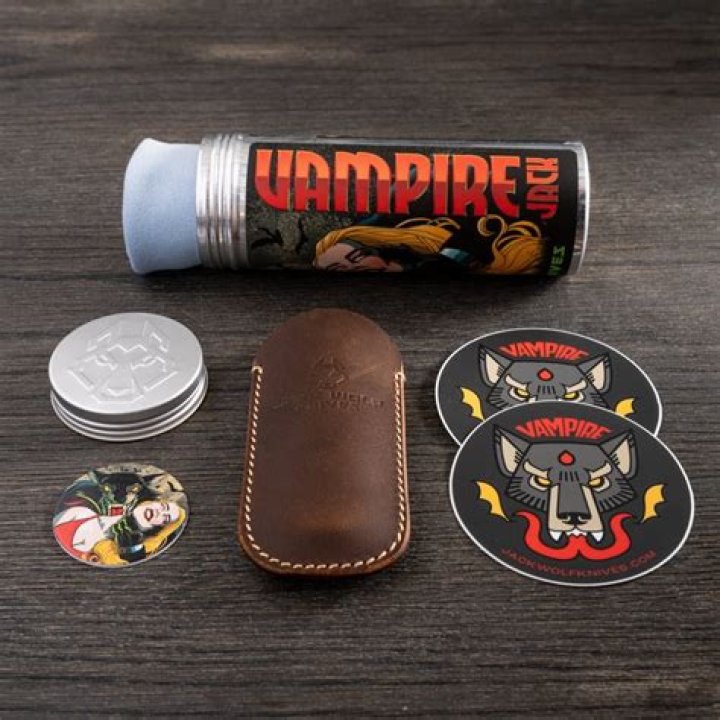 Jack Wolf Vampire Jack VAMPI01NAT Natural Canvas Micarta Slipjoint