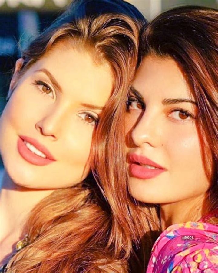 Jacqueline Fernandez’s doppelganger Amanda Cerny arrives in Mumbai to