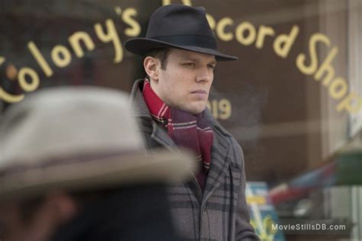 Jake Lacy Pictures Rotten Tomatoes