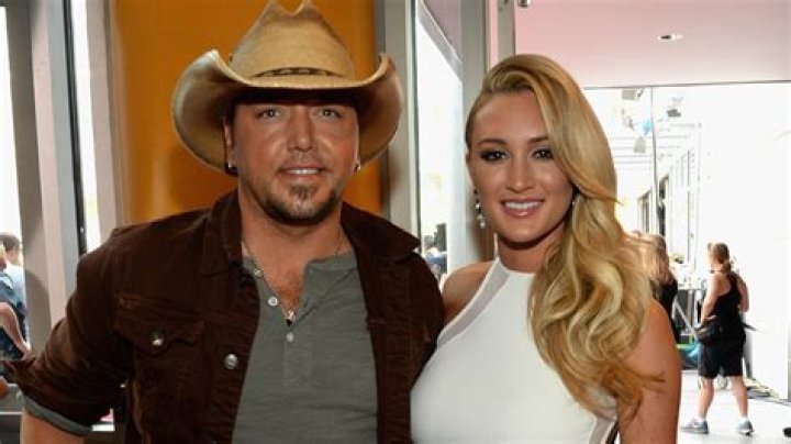 Jason Aldean&rsquo;s Wife Brittany Kerr Is Pregnant With Couple&rsquo;s First Child