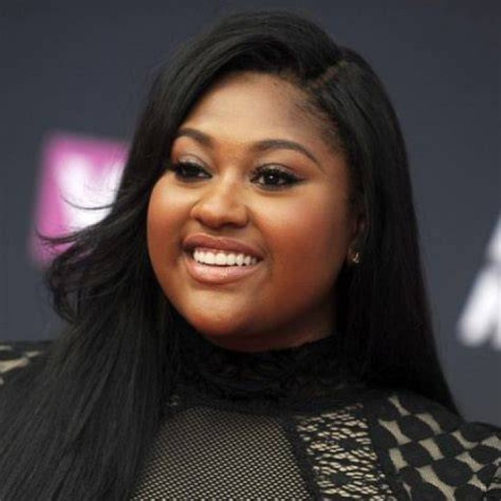 Jazmine Sullivan Age, Net Worth, Boyfriend, Family, Height and