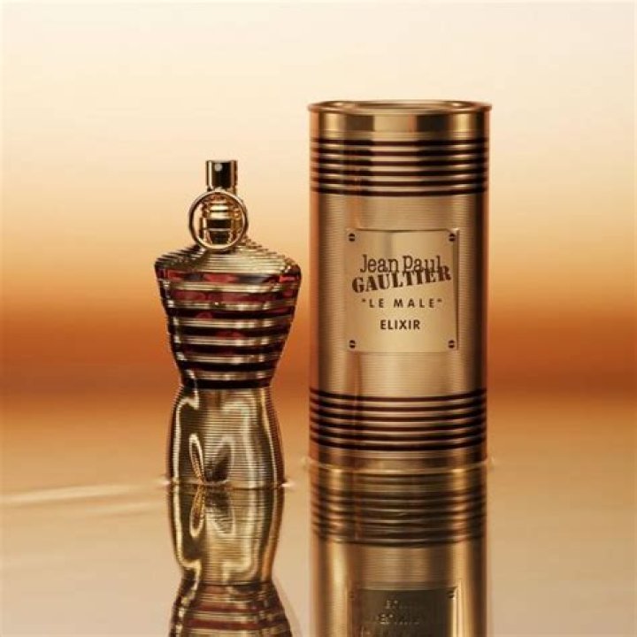 JeanPaul Gaultier, l'ultima sfilata dopo 50 anni di carriera Gay.it