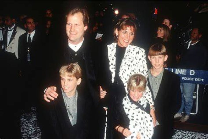 Jeff Daniels Family Kids, Wife, Siblings, Parents BHW