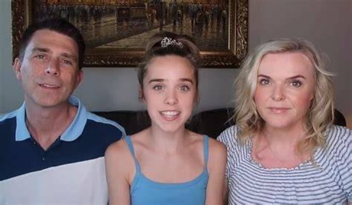 Jenna Davis Wiki, Age, Boyfriend, Height, Net Worth, Birthday