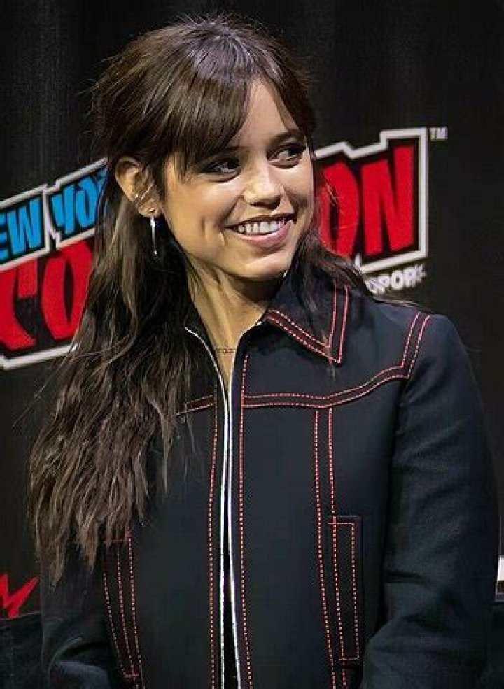 Jenna Ortega Bio, Age, Height, Boyfriend, Net Worth
