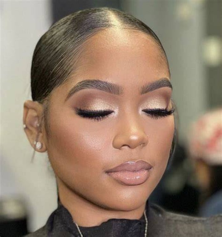 Jennifer Hudson Hair and Makeup at the Grammys 2015 Red Carpet