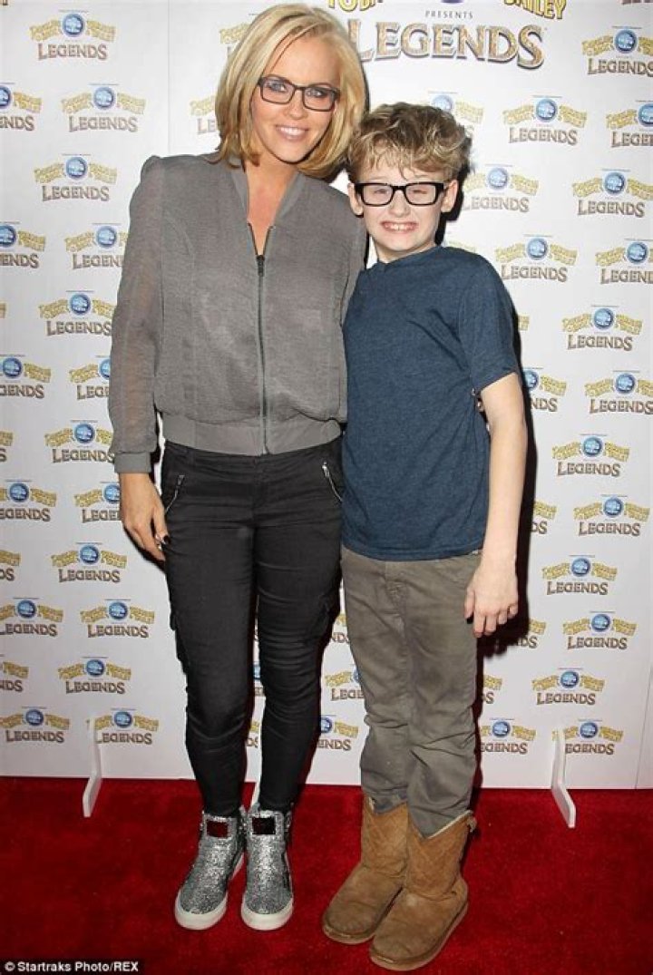 Jenny McCarthy says autistic son Evan doesn't realize kids are bullying