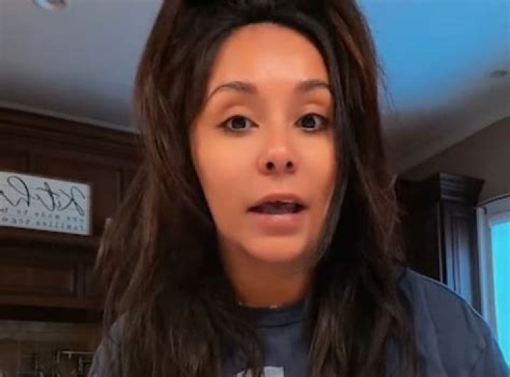Jersey Shore Snooki's Kids Thinks She's An EmmyAward Winning Actress