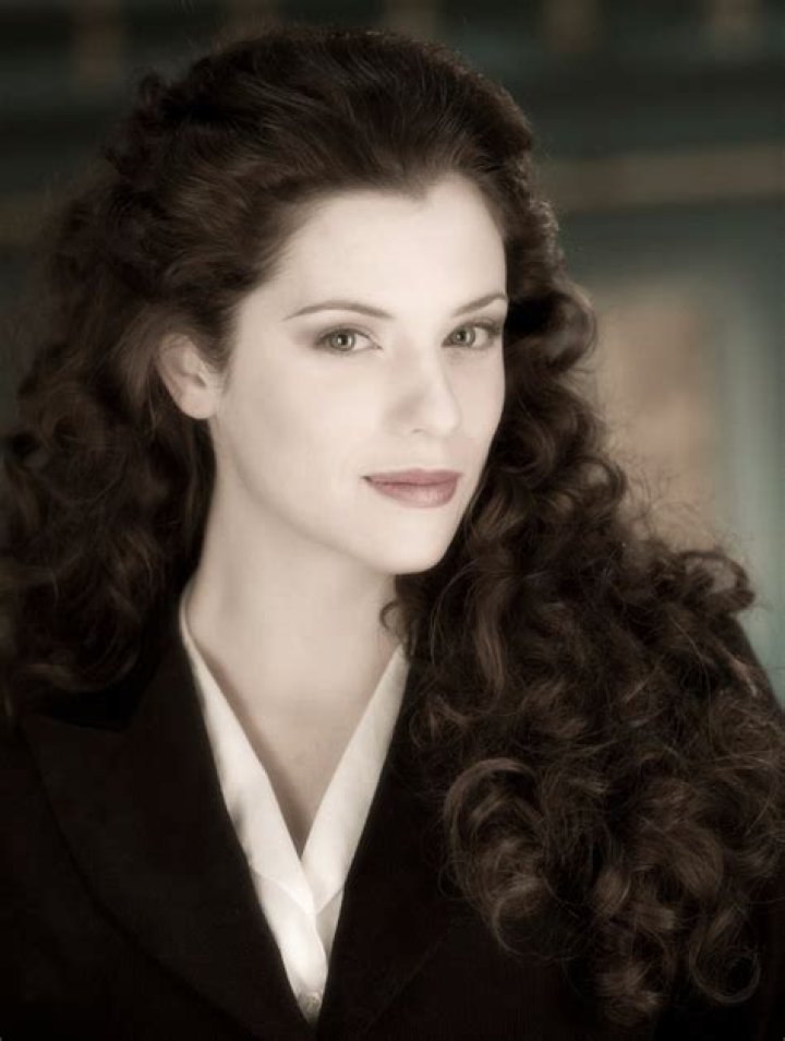 Jessica De Gouw Picture 12 UK Premiere Set Fire to the Stars Arrivals