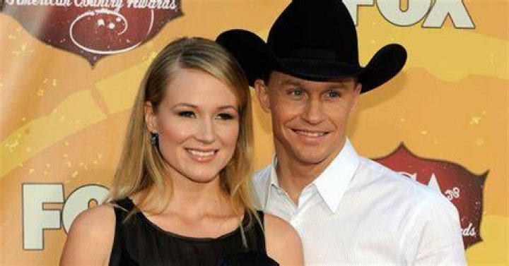 Jewel, husband Ty Murray divorcing; explain 'tender undoing' LA Times
