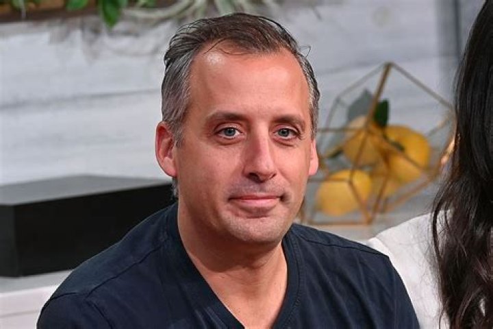 Joe Gatto's Net Worth, Parents, Age, Wife, Height, Kids Biography