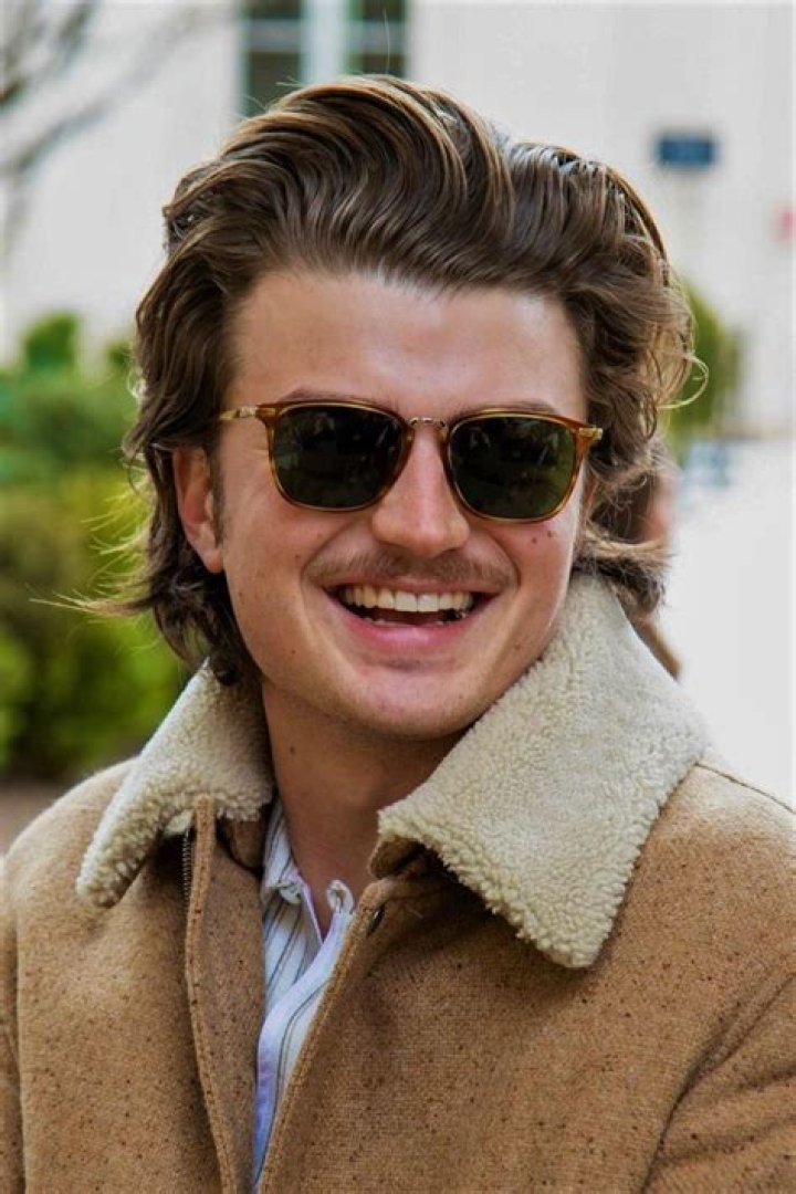 Joe Keery Net Worth 2023 Movie Career House Age Wife