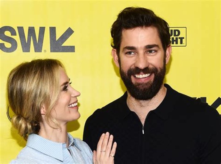 John Krasinski Wife Emily Blunt Have Two Daughters