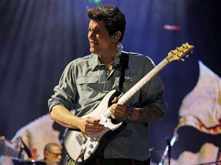 John Mayer Health, Fitness, Height, Weight, Chest, Biceps and Waist