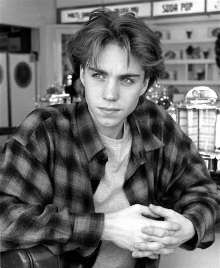 Jonathan Brandis 80s guys, 90s actors, Actors