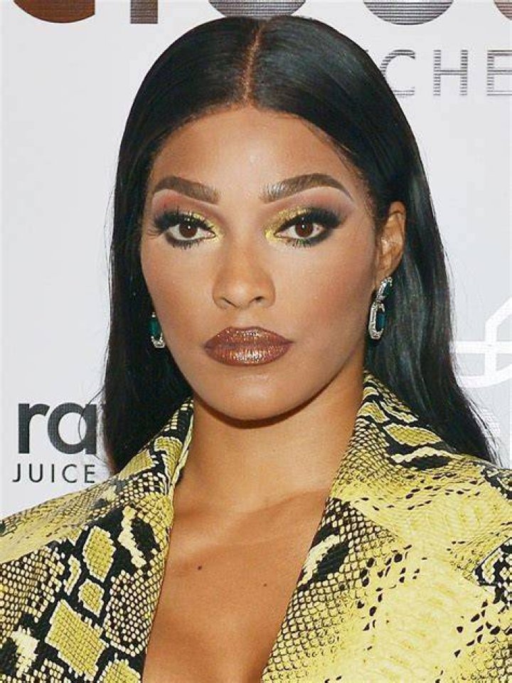 Joseline Hernandez's MotherDaughter Videos With Bonnie Bella Show a