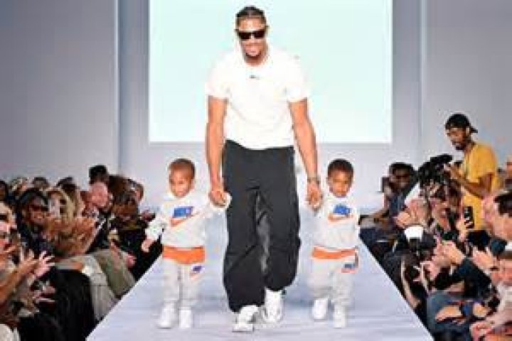 Josh Hart Bio, Parents, Wife, Children, Siblings, Net Worth