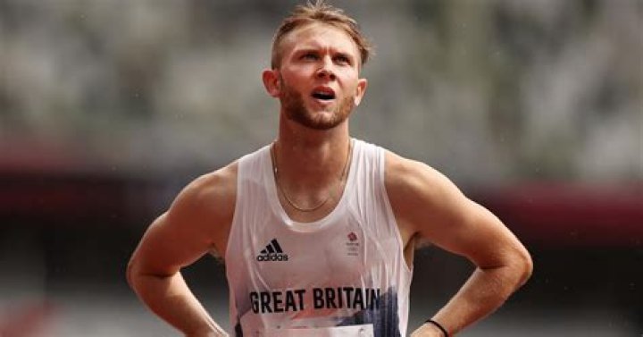 Josh Kerr takes on Samuel Tefera and rare European race at Muller