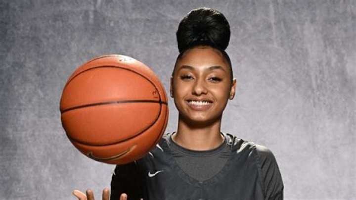 Juju Watkins commits to USC Trojans; Sierra Canyon girls basketball