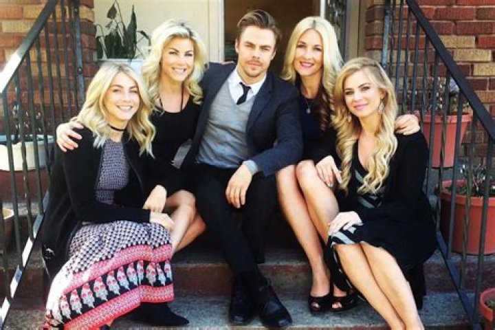 Julianne Hough Siblings Meet Her 4 Siblings