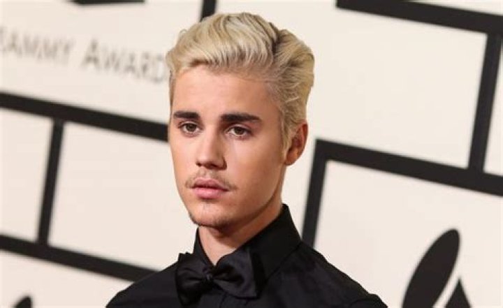 Justin Bieber malade et d&eacute;figur&eacute;, il annonce une terrible nouvelle &agrave;