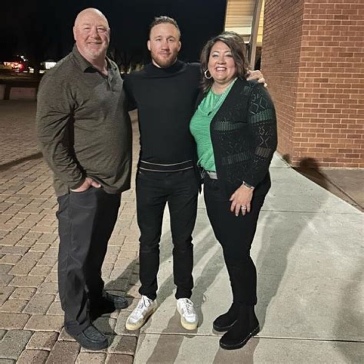 Justin Gaethje Parents John Ray And Carolina Are Proud Of Him