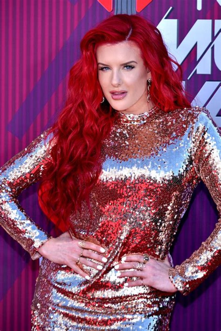 Justina Valentine Wiki & Bio, Age, Net Worth, Career, Onlyfans