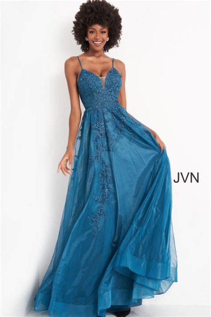 JVN JVN08474 to Chantilly Bridal serving south central KY for