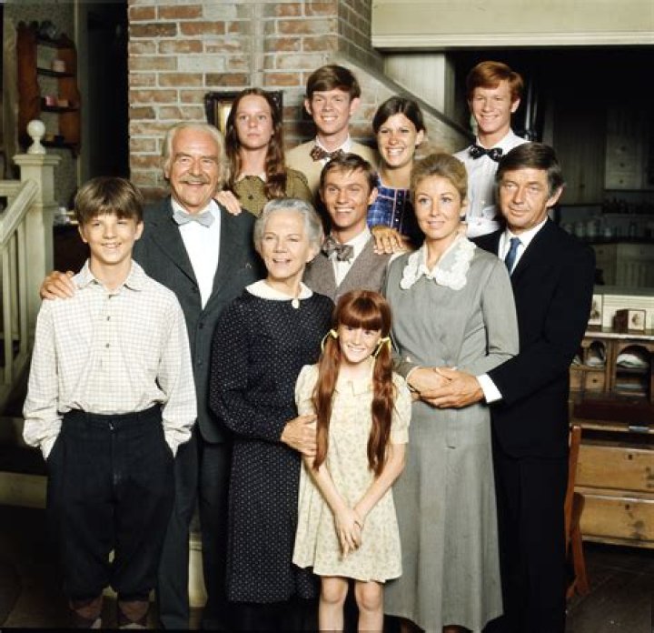 Kami cotler married to kim howard maxilopers