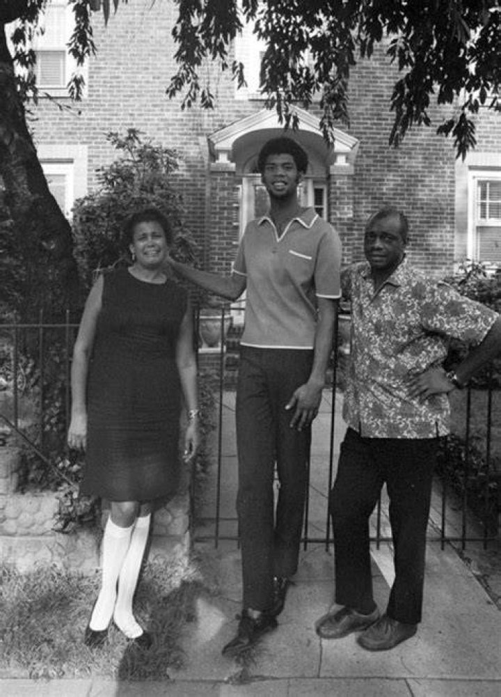 Kareem AbdulJabbar and his mom Kareem abdul jabbar, Kareem, Kareem abdul