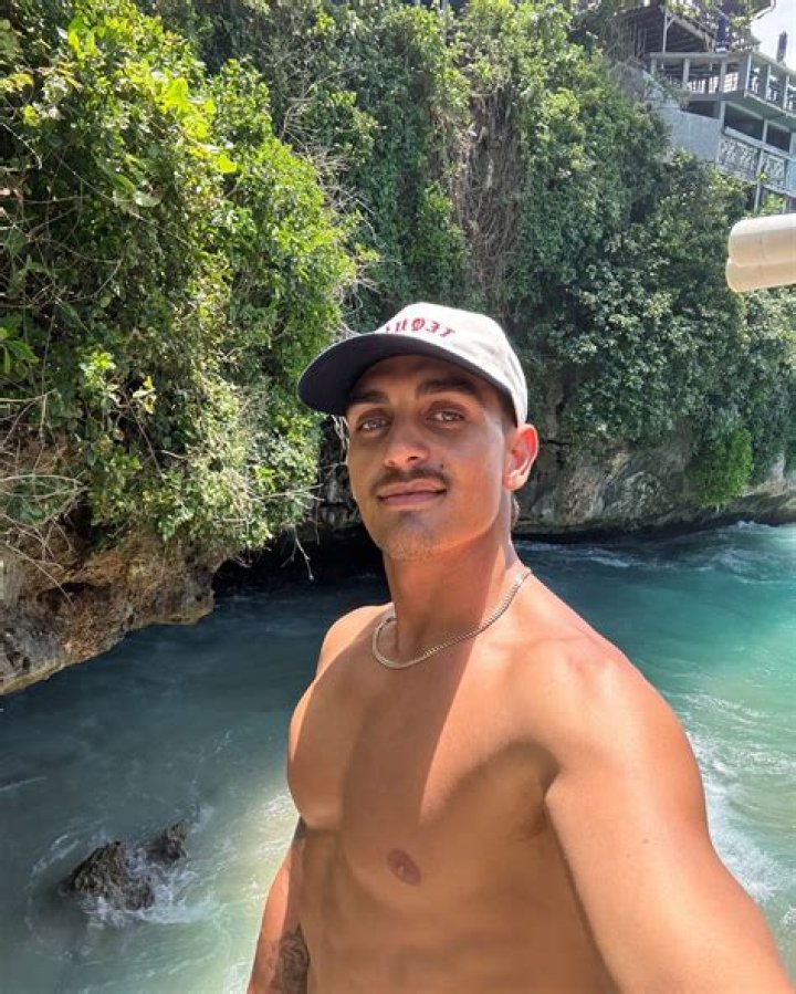 Kasey Kerbox (kaseykerbox) • Instagram photos and videos Instagram