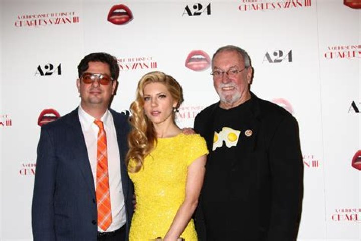 Katheryn Winnick parents Meet Roman Winnicki, Lesia Winnicki