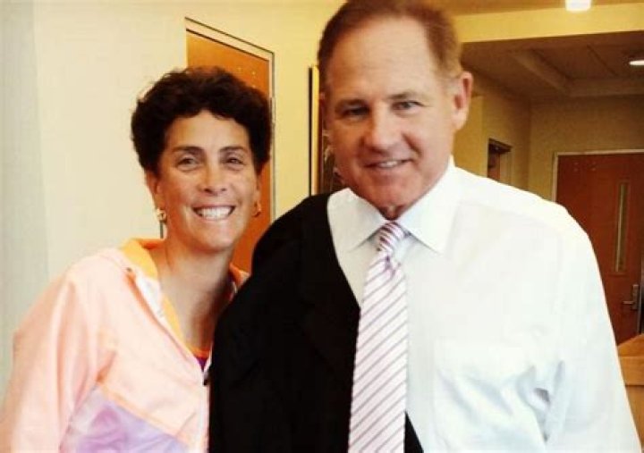 Kathy Miles [Les Miles Wife] Biography 4 Unknown Facts. Celebrity Spouse