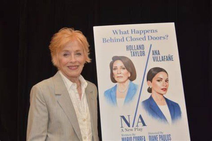 Keep coming out, Holland Taylor The Hollywood trend of "I was never in