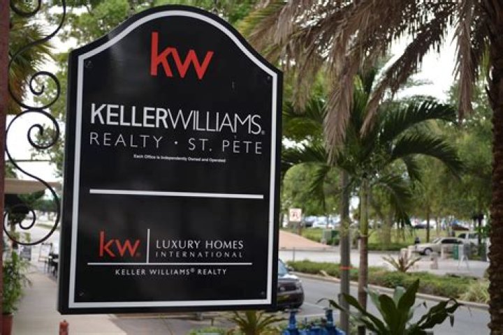 Keller Williams Luxury Real Estate Agent Luxury real estate agent