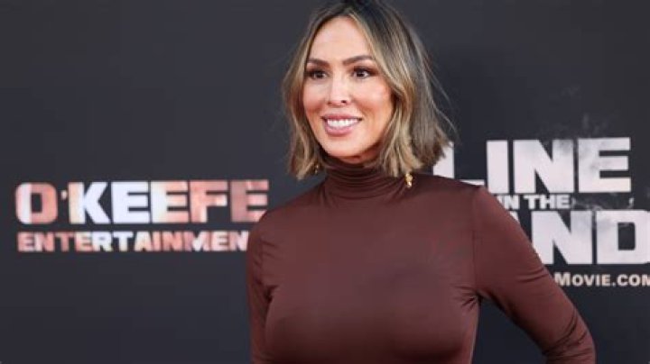 Kelly Dodd's Net Worth 5 Fast Facts You Need to Know