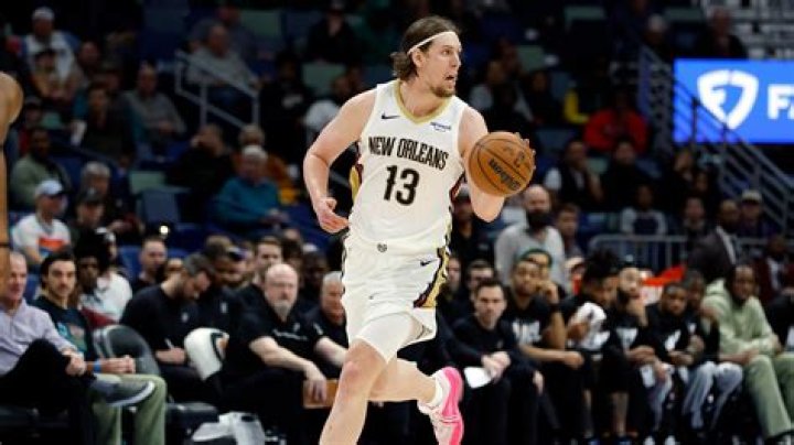 Kelly Olynyk Bio Career & NBA [2022 Update] Players Bio