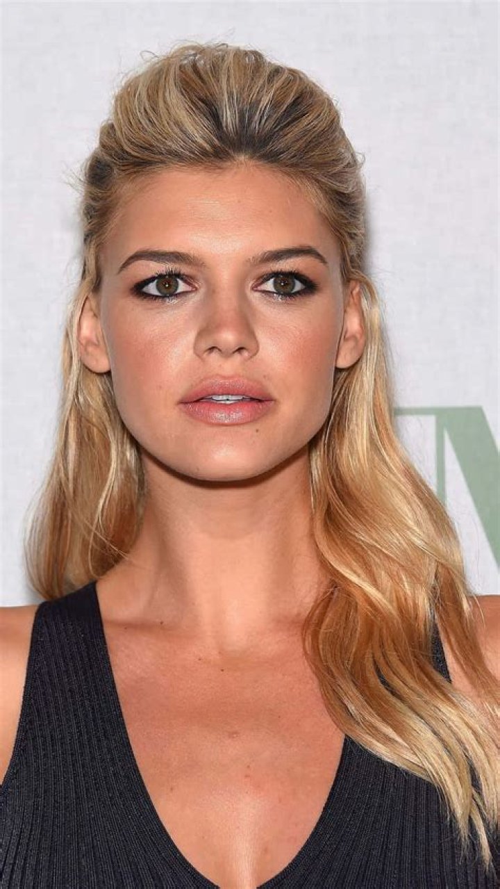 Kelly Rohrbach Nude Fappening Leaks *Pussy Uncensored!*