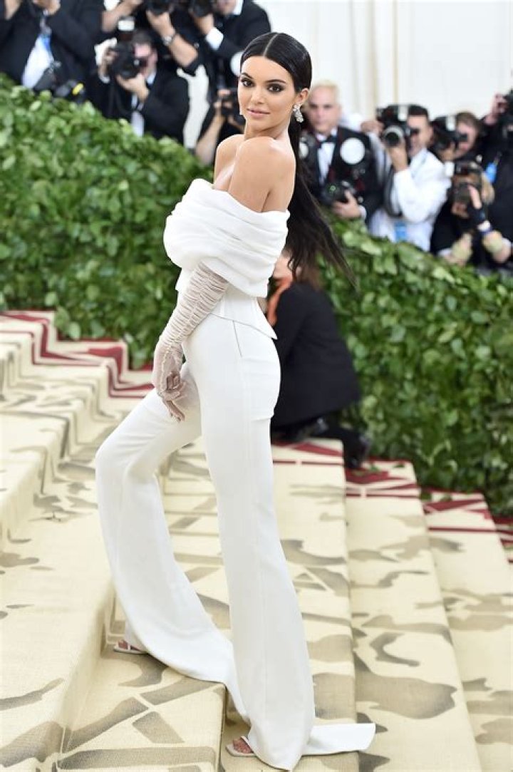 Kendall Jenner Weight Height Net Worth Measurements Bra Size