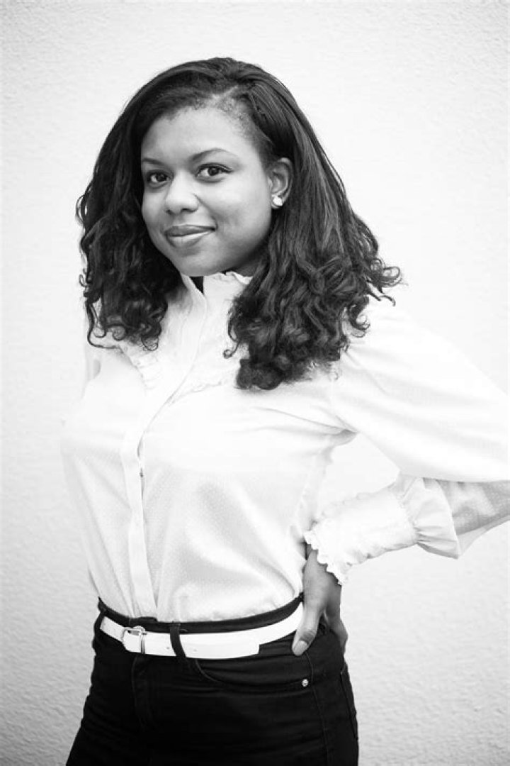 Kendra Valentine Medium