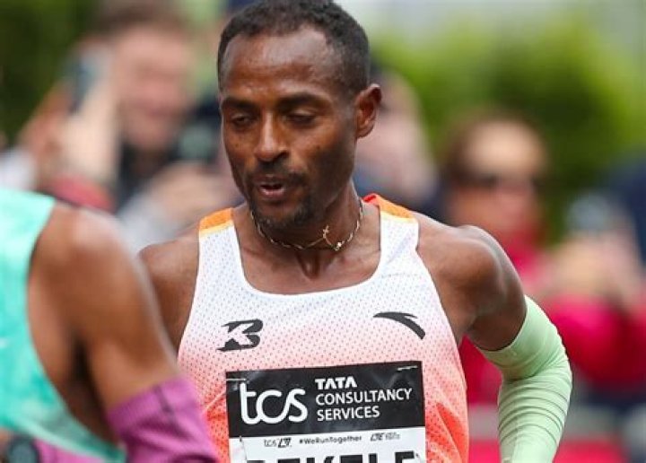 Kenenisa Bekele's height, age, wife, achievements, world record, net