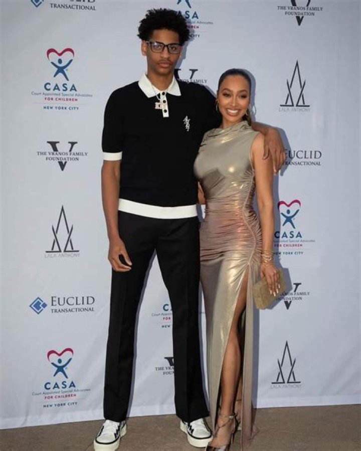 Keri Hilson Bio Wiki, Husband, Married, Kids, Net Worth, Son, Child