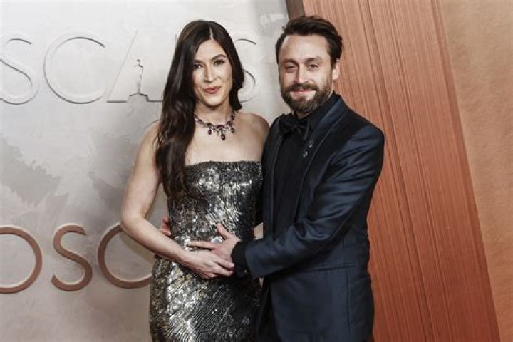 Kieran Culkin mulher, fortuna, tamanho, tatuagem, origem 2024 Taddlr