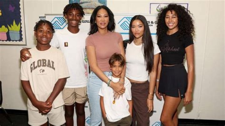 Kimora Lee Simmons Net Worth 2023 Wiki, Married, Family, Wedding