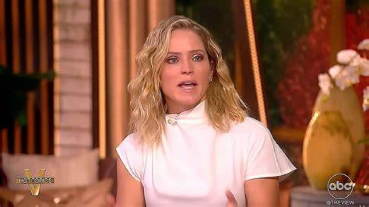 Know About Sara Haines' Personal Life Husband, Married Life, and Family