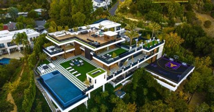 Kobe Bryant House 4Story CustomBuilt Paradise in CA