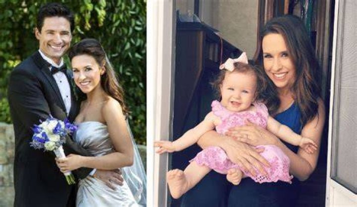 Lacey Chabert Married Husband Daughter Net Worth Career Wiki Bio My