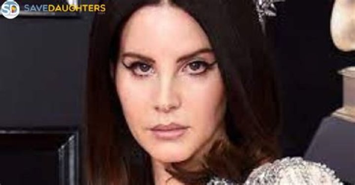 Lana Del Rey Age, Net Worth, Boyfriend, Family and Biography (Updated
