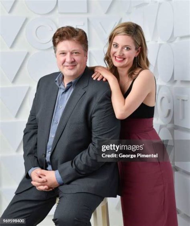 Lance Barber, Zoe Perry im Ankunftsbereich f&uuml;r CBS Upfront 2017, The
