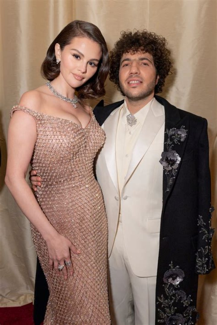 Latest Rumor 2022 Is Selena Gomez Pregnant? Let's Find Out Trendzified